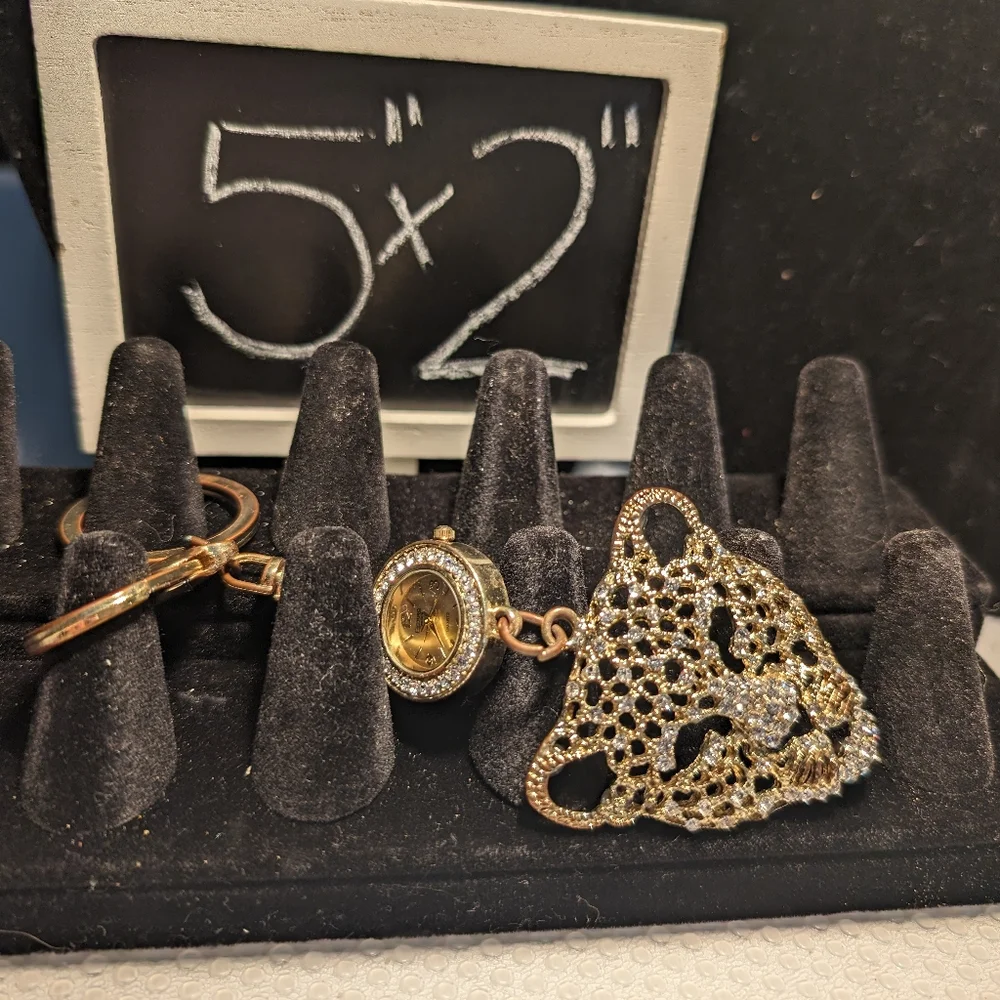 Ficarro Couture‎ CZ encrusted goldtone Cheetah purse/keychain watch